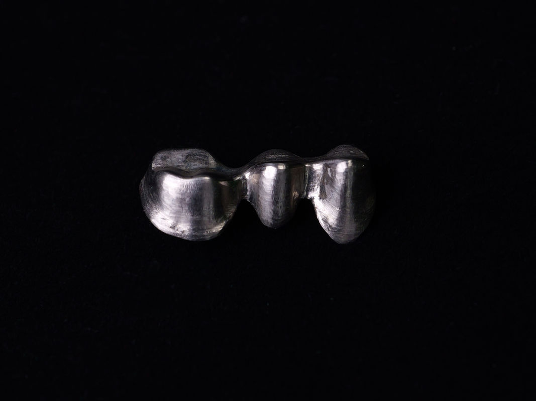 Audental 04 Nobele legering zilver-palladium porselein legering wit Pd53,3% voor langdurige tandheelkundige restauraties