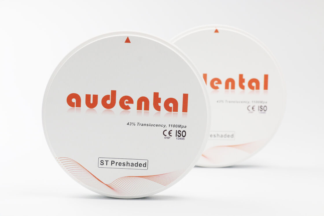 Pre-schaduwde zirconia blok biedt uniforme kleurnauwkeurigheid en hoge doorschijnendheid voor natuurlijke uitziende tandheelkundige restauratie